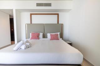 Marina Gate 2 Penthouse Iconic Views - 9