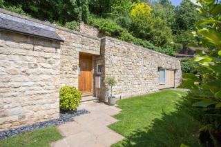 A unique house near the River Nidd in Knaresborough - Knaresborough - 0