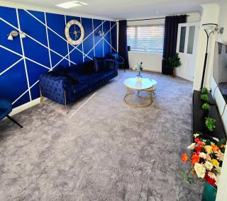Luxury Modern Comfy 3BR House Contractors Family - Kettering - 7