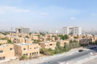 VacayLettings - 1 BHK - Near Jebel Ali Port- IKEA - Metro 20 Min - Al Furjan - 1