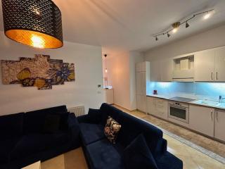 Deluxe Apartment - Sarandë - 5