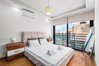 Downtown Finikoudes Beach Apartment - Larnaca - 6