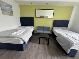 Entire Luxury House - Elland - 2