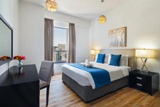 Stunning 5 plus 1 BR Apartment on JBR Beach with Marina View Near Mall, Metro & Cinemas - By Sunkissed Holiday Homes - 6