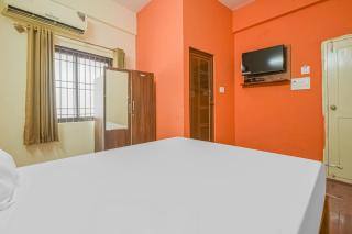 Hotel O Noida Suites - Noida - 1