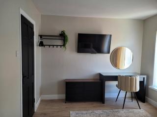 Connsbrook House- Stylish 2 Bed NITB approved close to city - Belfast - 8