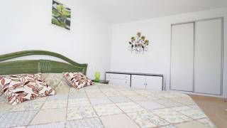 R-1935 pool and garden - 7