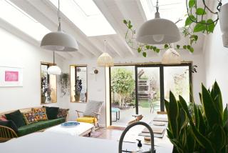 The Avenue - 8