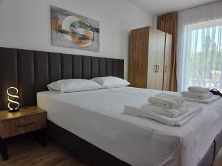 Martinas Lake Front Apartment - Ohrid - 9