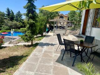 Villa Stella - private house with parking spot, pool and sea view - Varna - 5