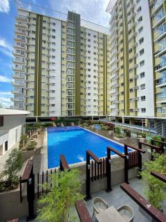 15FLR Condo End-Unit With Balcony Facing Amenities in Mesaverte Residences CDO - Pontud - 3