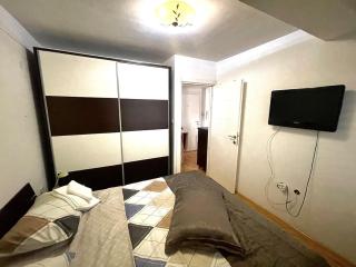 Urban Stay 300m from Main Street - Bitola - 6