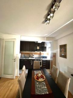 Urban Stay 300m from Main Street - Bitola - 4