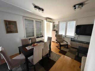 Urban Stay 300m from Main Street - Bitola - 1