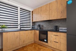 Modern Apartment near the Railway Station by Noclegi Renters - Gliwice - 8