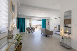 Stylish Side Seaview Penthouse By Quicktrips - St Paul's Bay - 0