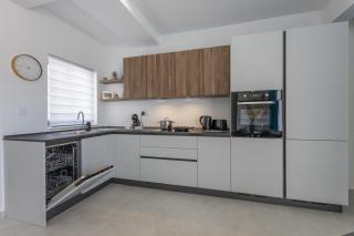 Stylish Side Seaview Penthouse By Quicktrips - St Paul's Bay - 6