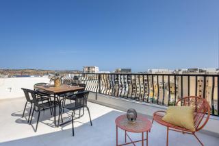 Stylish Side Seaview Penthouse By Quicktrips - St Paul's Bay - 9