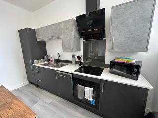 Hull NEW Central Apartment 15 UNITS AVAILABLE - 2