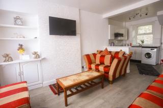 2-Bed Apartment Sleeps 6 8-min walk to Centre - Lancaster - 0