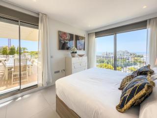 Hanami Scenic Luxury Apartment - 8