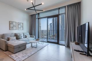 Alluring 1BDR apartment in Dubai Creek Harbour - 0