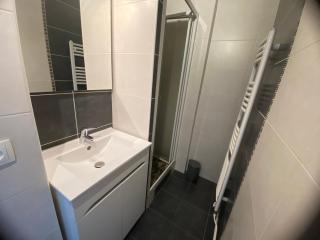 Bel appartement 2 chambres, proche centre ville - parking - Vals-près-le-Puy - 1