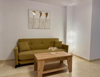 Modern Apt by Beach & Old Town with pool - 4