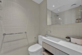 Yarra House Apartment with stunning views - 7