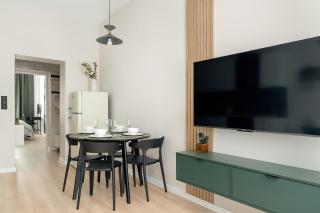 Bright Apartment close to the Old Market Square in Poznań by Noclegi Renters - Poznań - 6