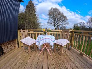 Haslemere - Cabin - Sleeps 2 - Parking - Garden - Bristol - 7