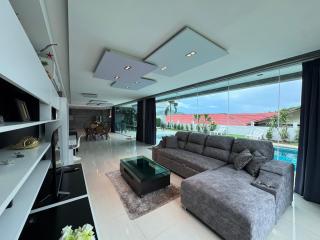 3 bed, Pool and Grass Garden, Chaweng, Spacious - Amphoe Koksamui - 4