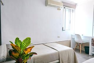 V Pension & Suites - Burriana - 7