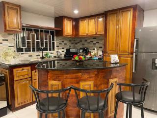 New Modern Apartment - Georgetown - 8