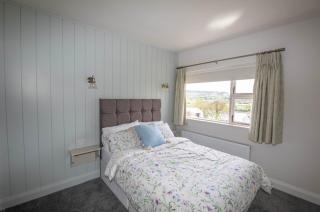 House in Newry, Mourne and Down - - 6