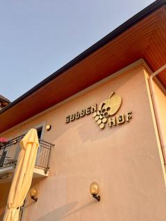 Goldenhof - 3