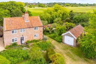 Stunning estuary views - Riverside Cottage - Snape - 2