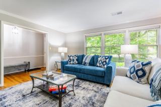 Southern Charm 2BR Greensboro Nest - 6