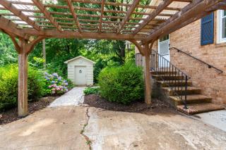 Southern Charm 2BR Greensboro Nest - 3
