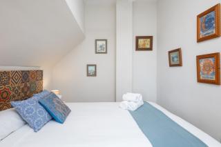 OLD TOWN - Cultural Experience - 1