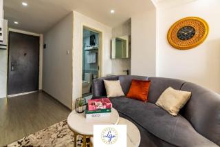classy studio apartment in kilimani with fully equipped gym and balcony which breathtaking city views - Nairobi - 5
