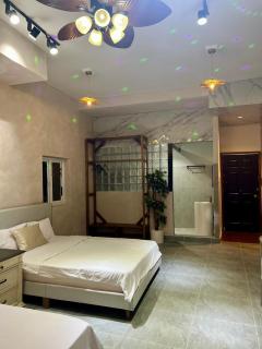 Vintage Studio in heart District 1- 5mins to BenThanh market, BuiVien Street - Ho Chi Minh-stad - 5