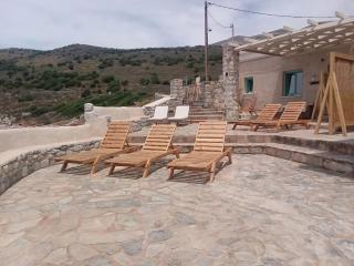 Sophia Areopoli Sea Front Suites - Areopolis - 6