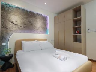 Central Park Premium 4pax unit - 9