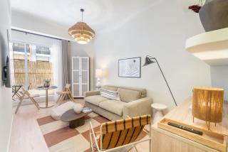 StayShort - Cozy Apartment in JVT Sleeps 4 with Balcony - 6