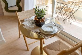 StayShort - Cozy Apartment in JVT Sleeps 4 with Balcony - 5