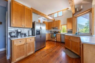 Grandview Get-A-Way - White Salmon - 2