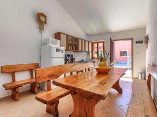 Cute Apartment with pool and BBQ - Bibići - 2