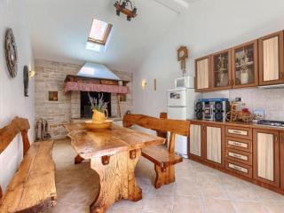 Cute Apartment with pool and BBQ - Bibići - 9