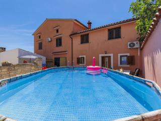 Cute Apartment with pool and BBQ - Bibići - 8